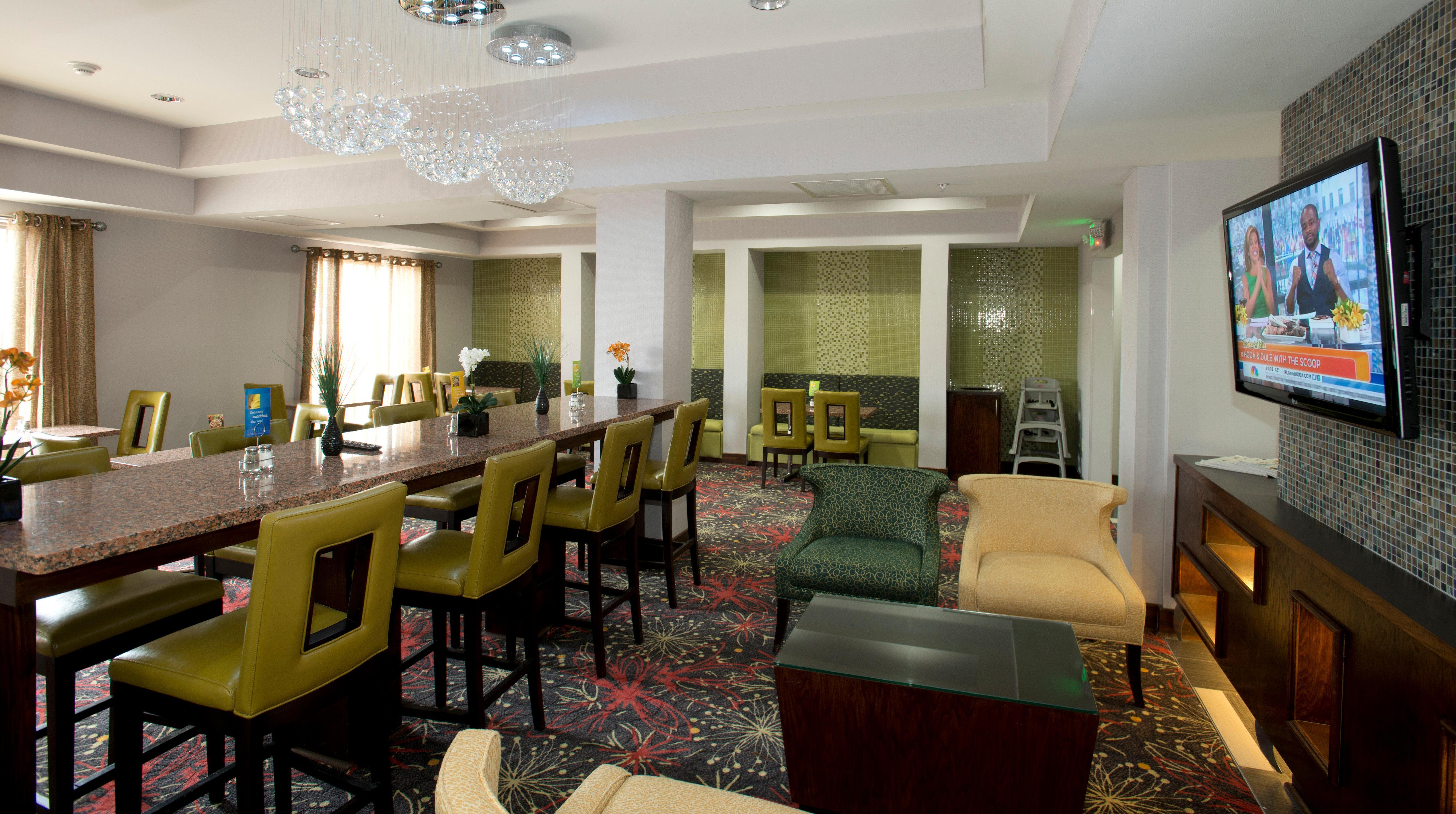 Holiday Inn Express & Suites Morrilton By Ihg Exterior photo